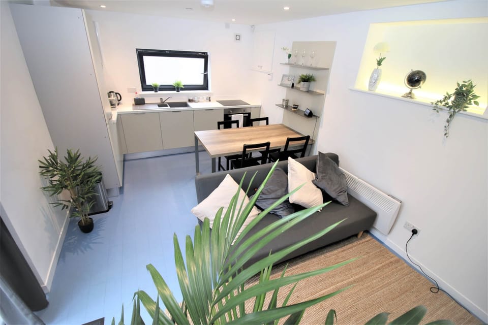 Ground floor (1)
