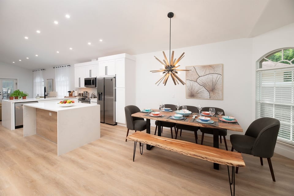 Indoor dining room