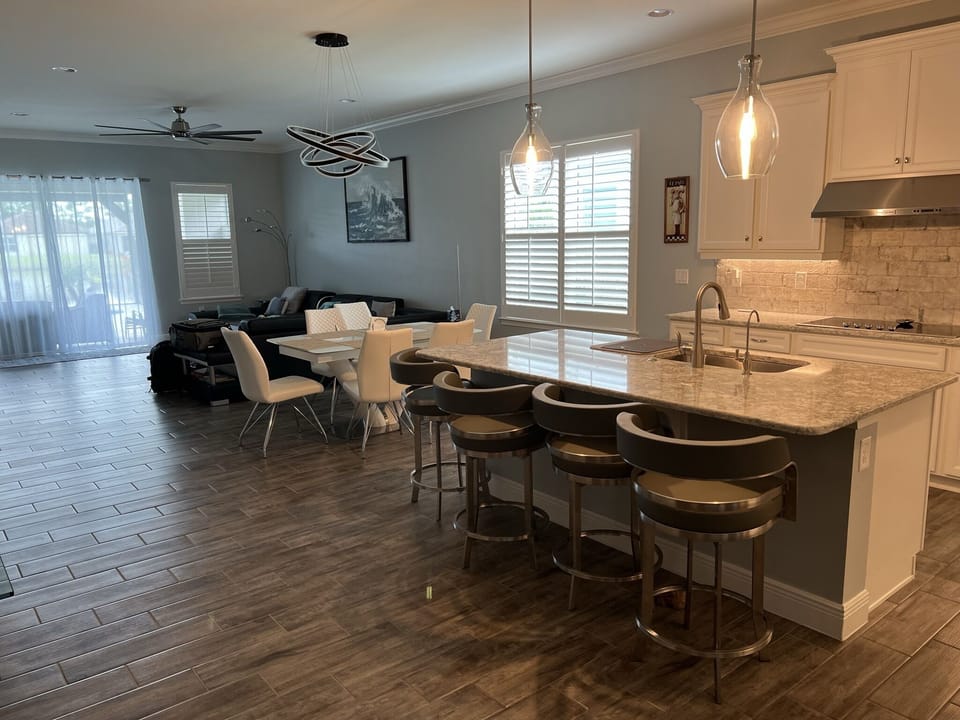 Kitchen island