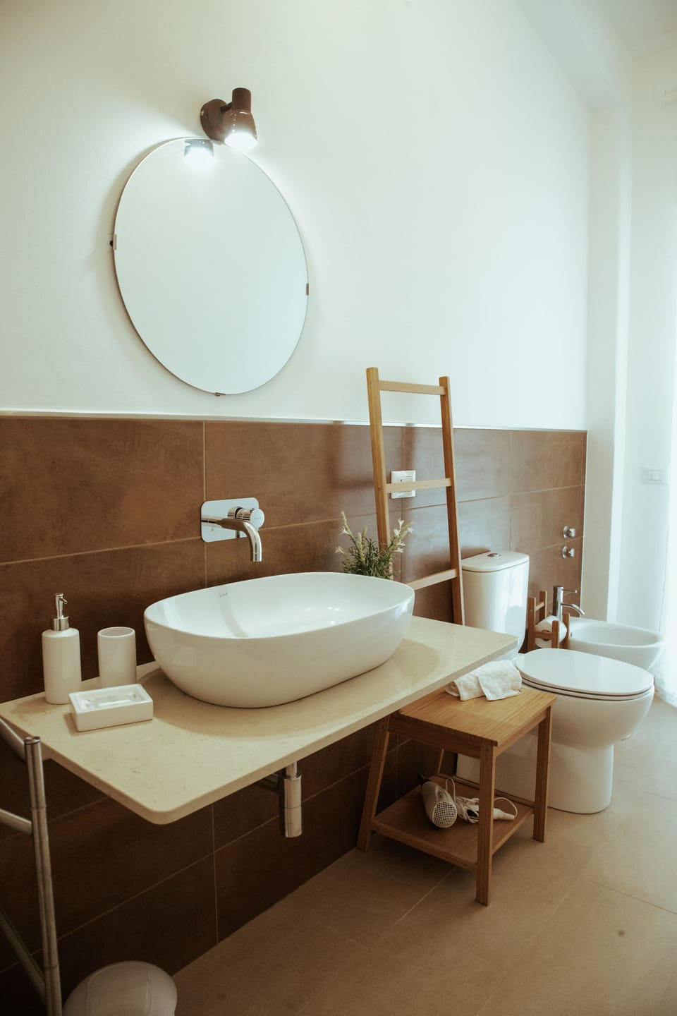 Business Single Room | Bathroom | Shower, rainfall showerhead, hair dryer, bidet