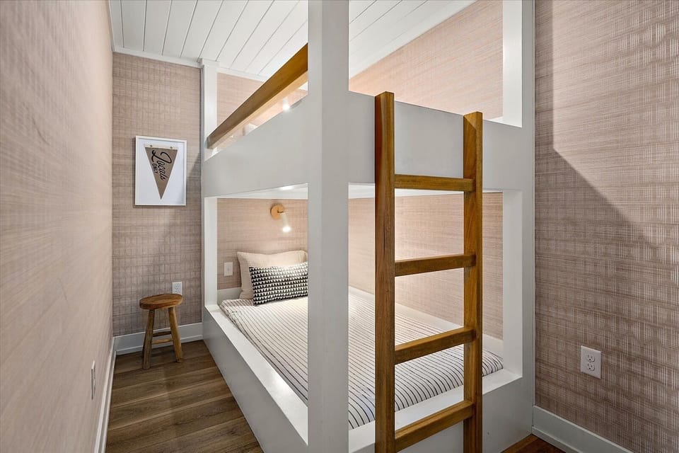 Bunk room with built in twin beds