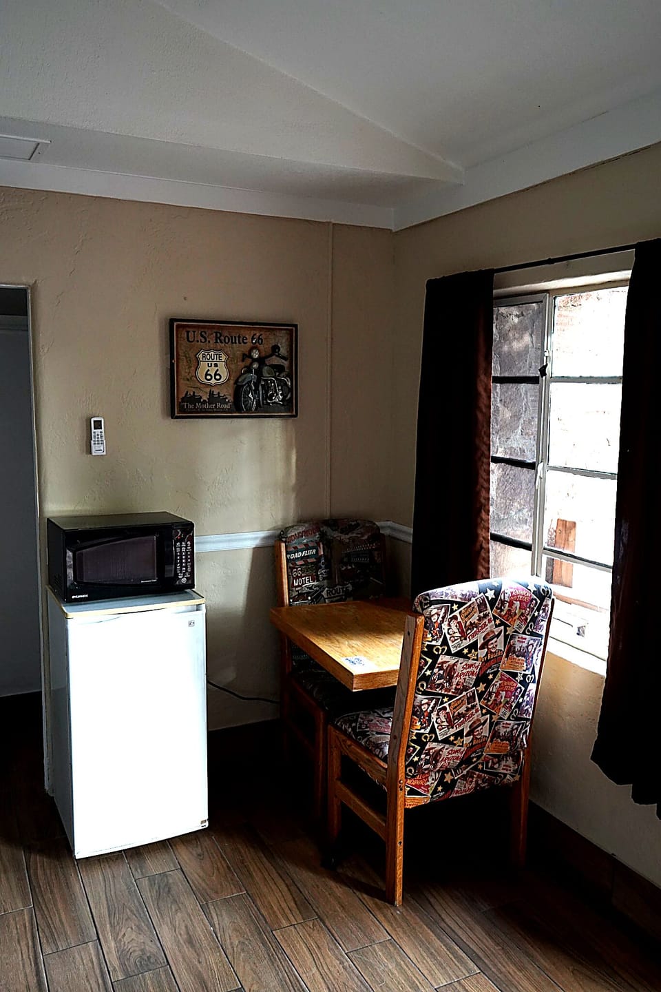 King Room, Non-Smoking | Premium bedding, memory foam beds, iron/ironing board (on request)