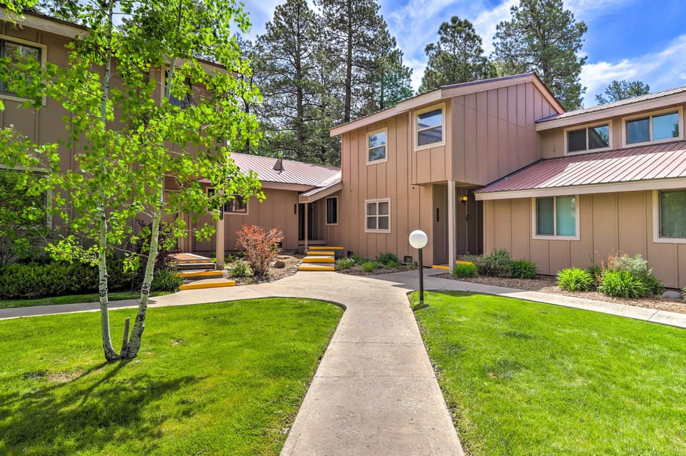 Home Exterior | 1,537 Sq Ft | < 5 Mi to Hot Springs