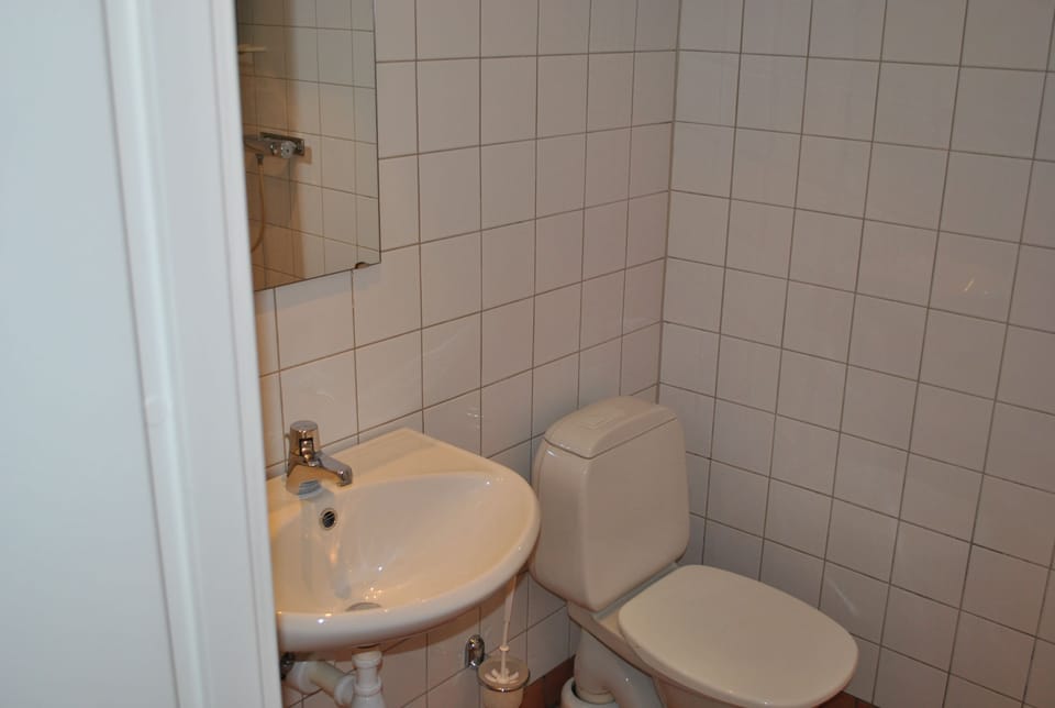 Quadruple Room, Multiple Beds | Desk, free WiFi, bed sheets