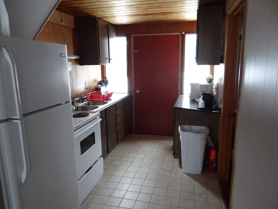 Premier Chalet (6 Doubles) | Private kitchenette | Coffee/tea maker, fridge