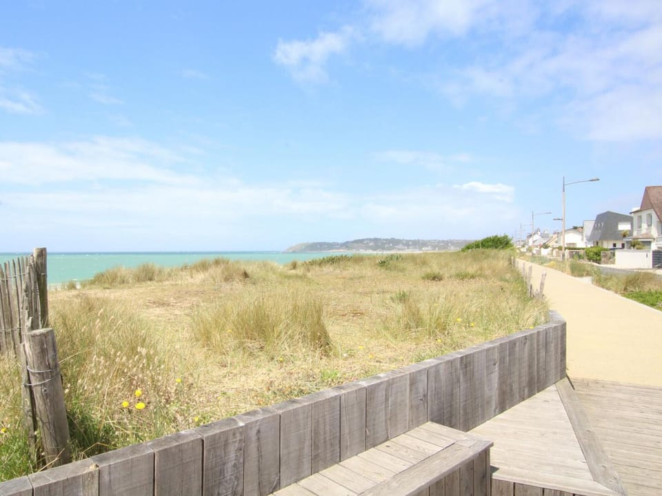 Beach/ocean view