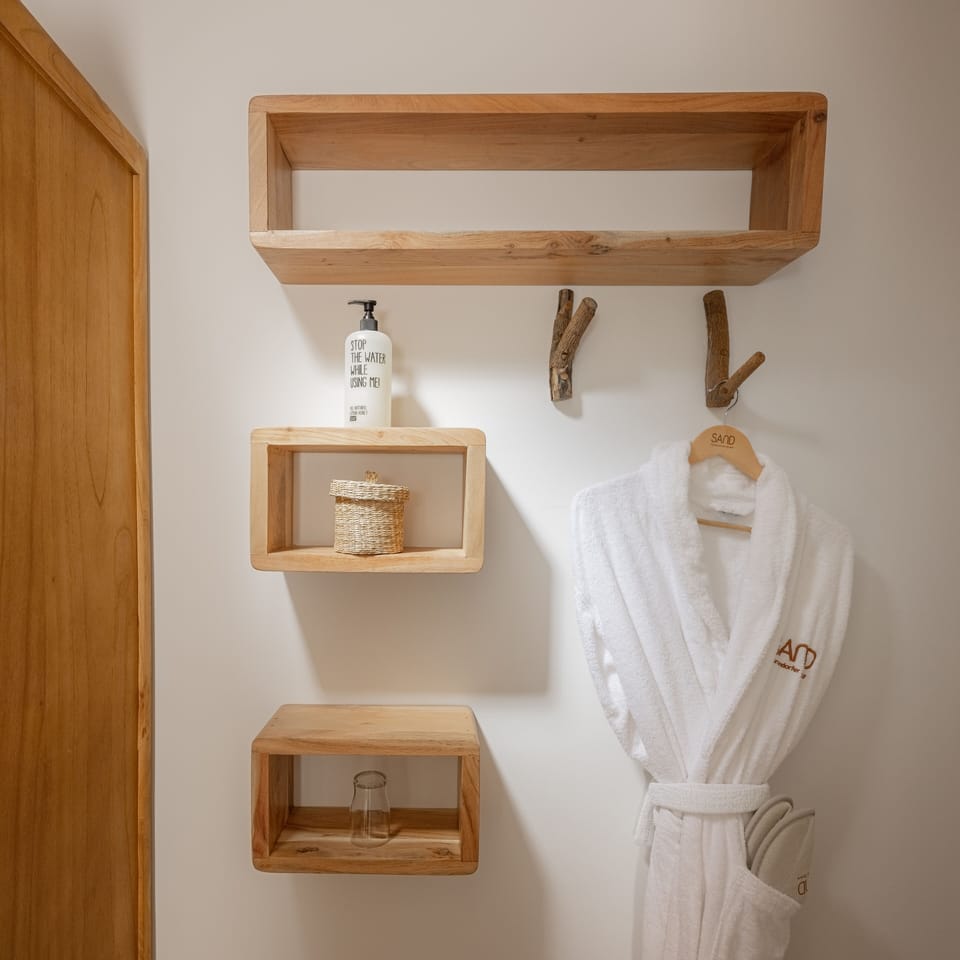 Double Room | Pillowtop beds, in-room safe, desk, blackout drapes