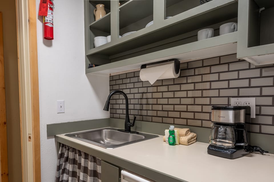 Kitchenette