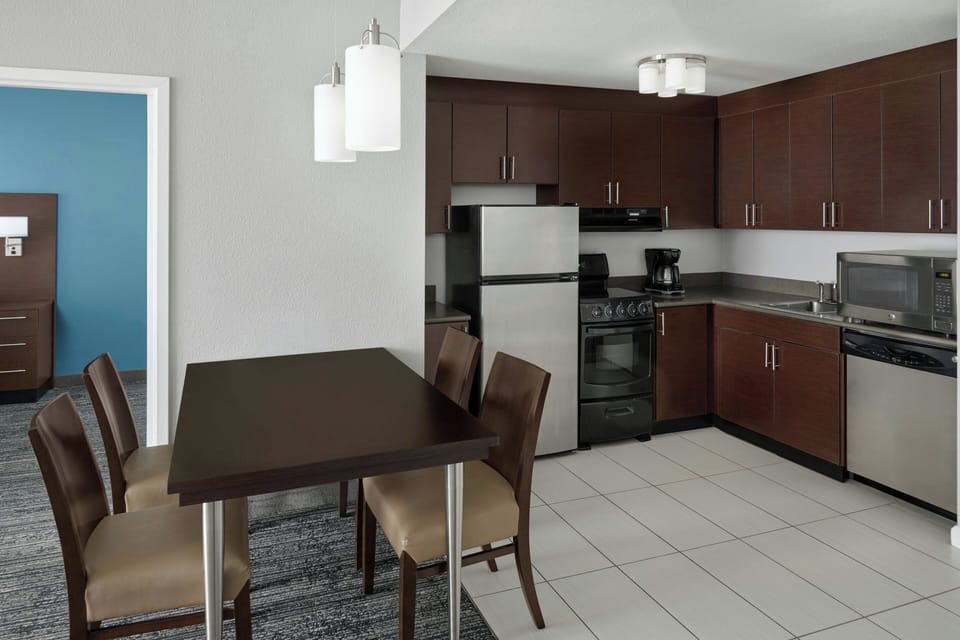 Suite, 2 Bedrooms | Desk, laptop workspace, soundproofing, iron/ironing board