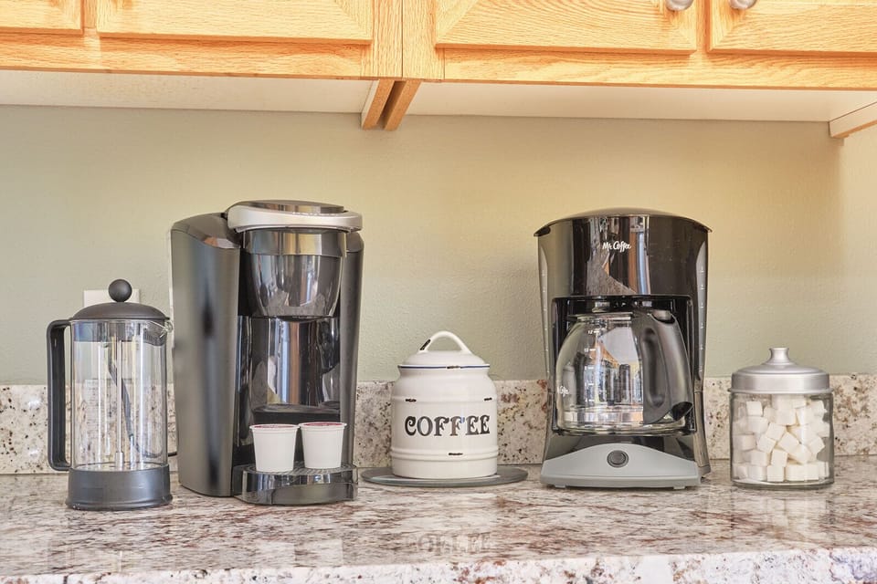 Coffee Bar: Coffee maker, Keurig, French Press