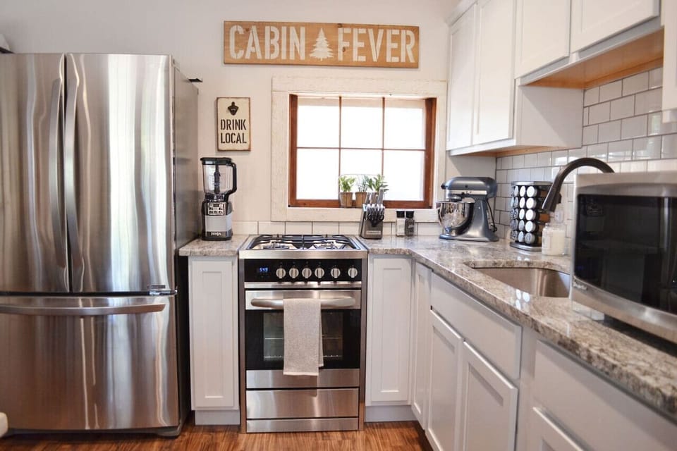 Gas stove with tons of surprising amenities provided in this cabin`s kitchen. Cook if you want, or walk 2 minutes to eat out and get some great food!