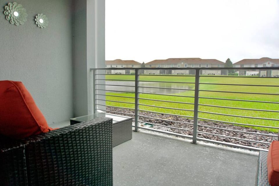 Balcony facing the lake