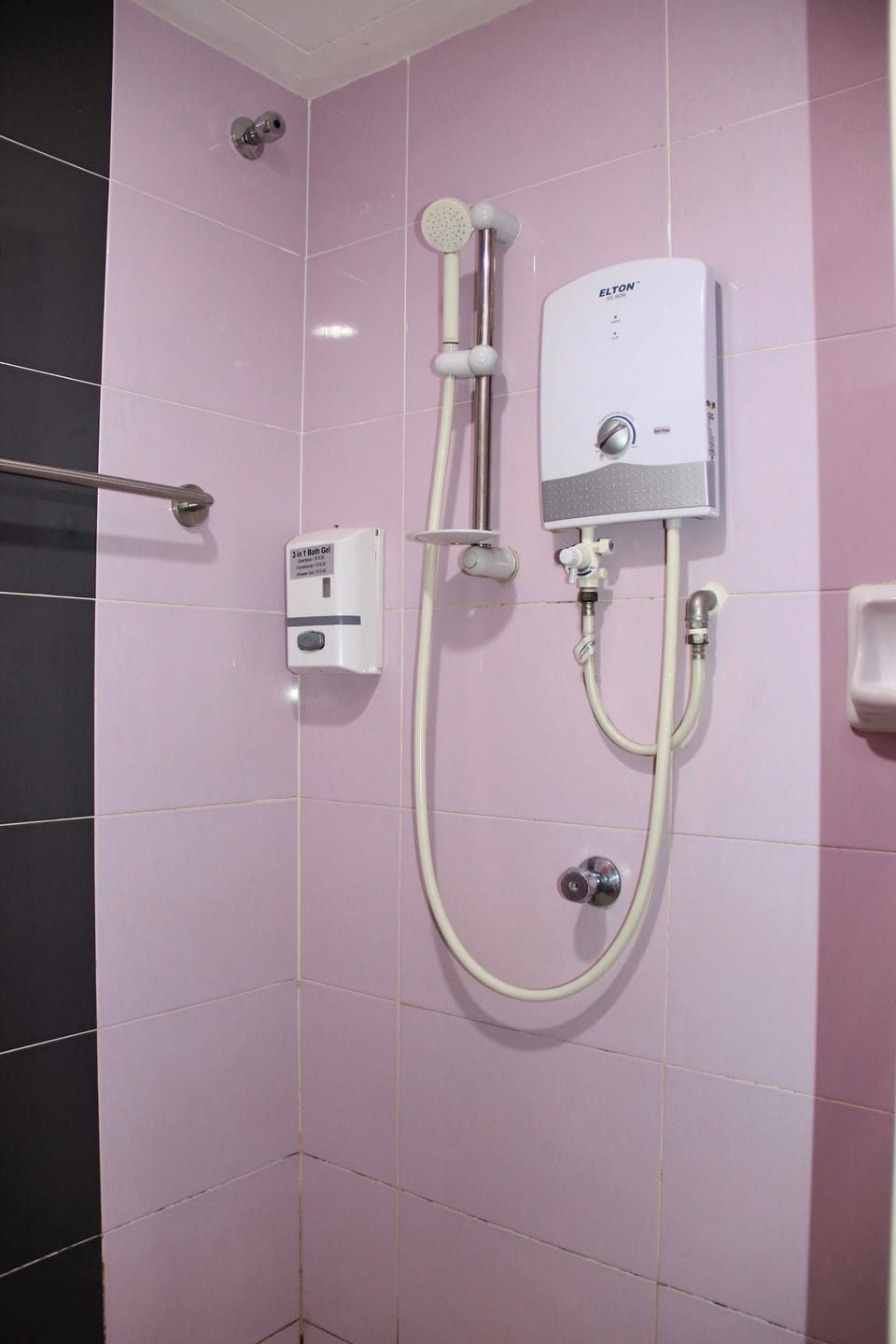 Shower, slippers, bidet, towels