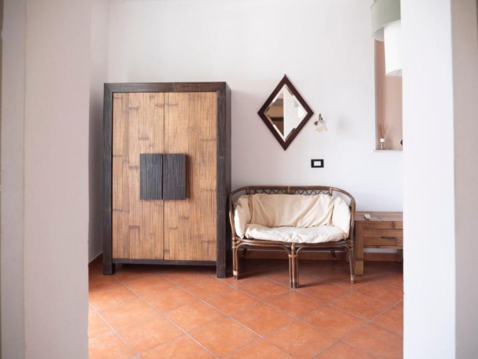 Desk, laptop workspace, iron/ironing board, free WiFi