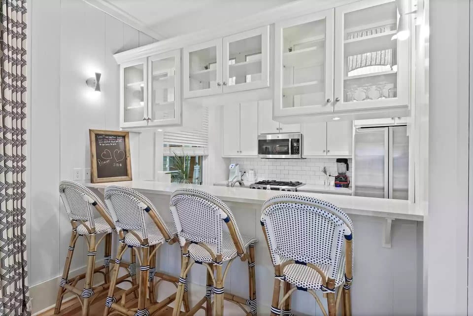 Bar seating for 4