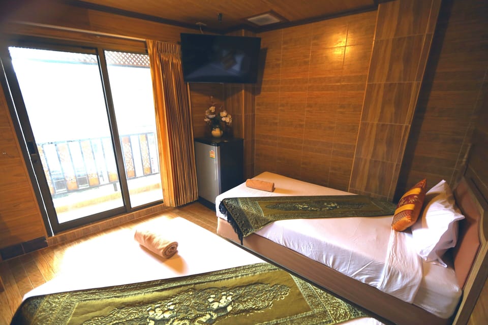 Superior Twin | Rollaway beds, free WiFi