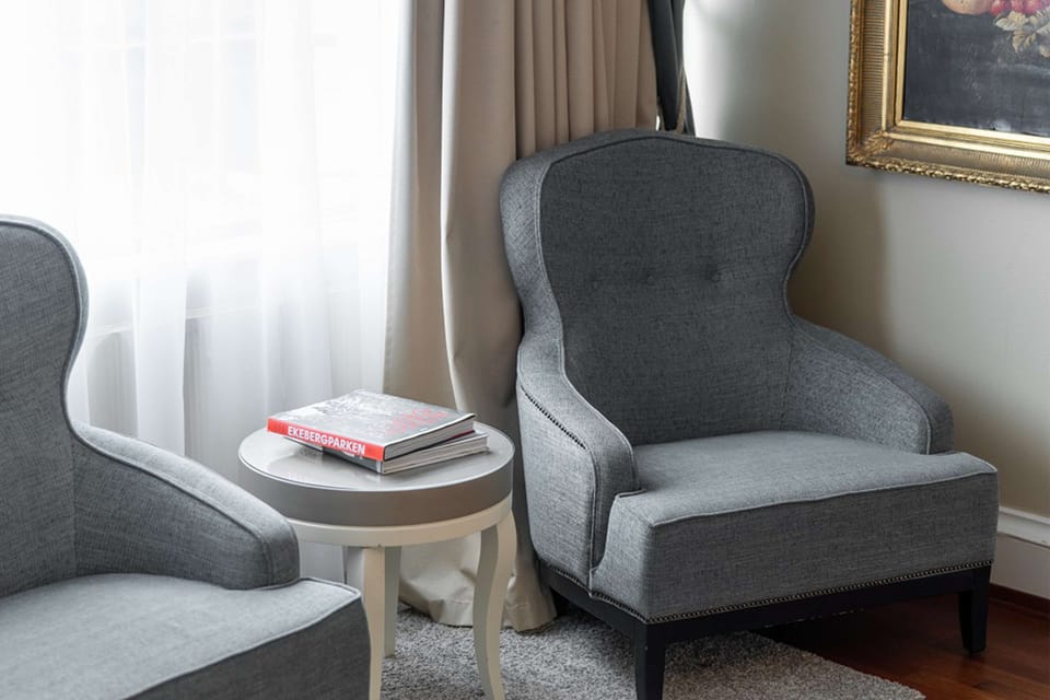 Superior Room (King) | Minibar, in-room safe, desk, laptop workspace