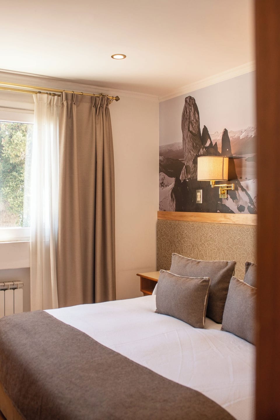 Double or Twin Room | In-room safe, free cribs/infant beds, free WiFi