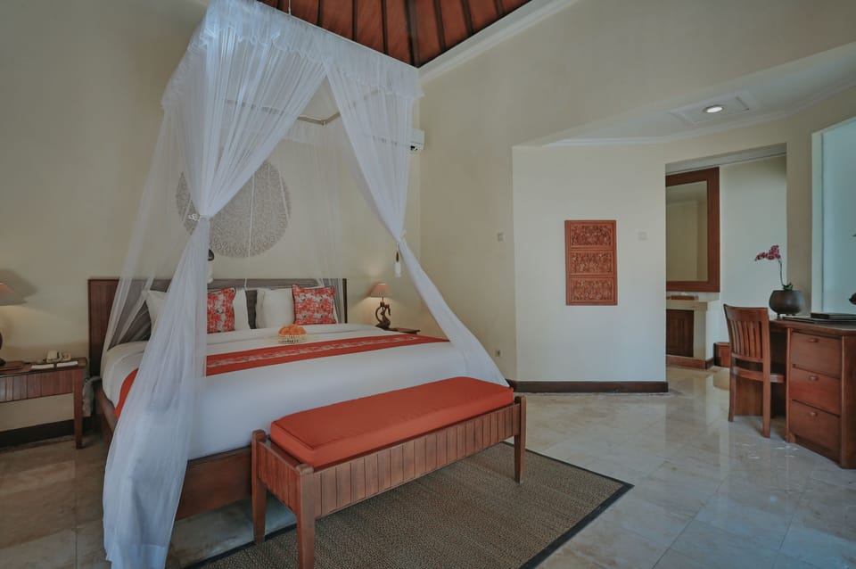 1 Bedroom Deluxe Villa, Private Pool | 1 bedroom, minibar, in-room safe, desk