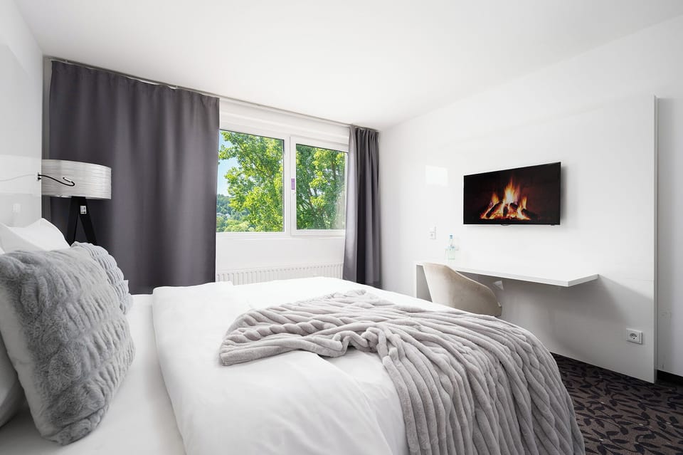 In-room safe, desk, blackout drapes, soundproofing
