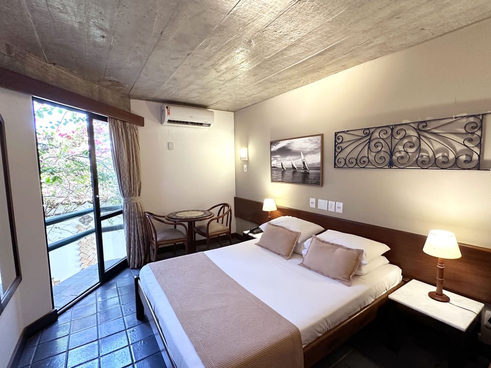 Standard Room | Minibar, in-room safe, free WiFi, bed sheets