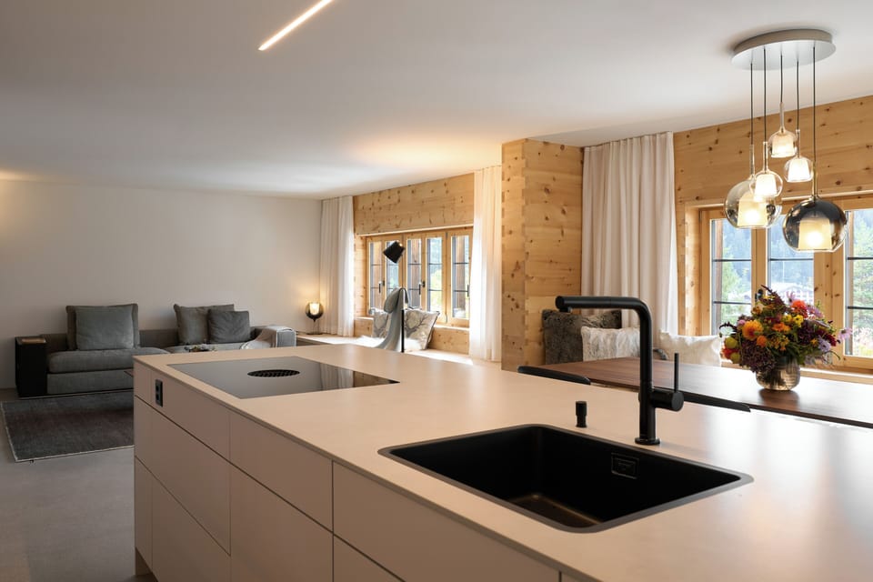 Deluxe Apartment, 2 Bedrooms, Mountain View (incl. Cleaning & Bedding Fee) | Private kitchen | Electric kettle, eco-friendly cleaning products