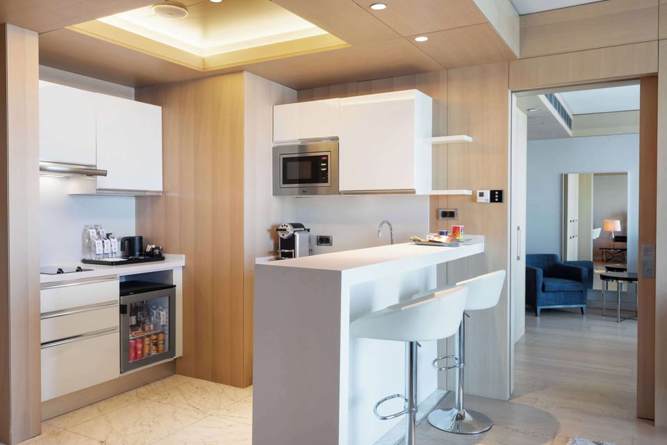 Premium bedding, minibar, in-room safe, desk