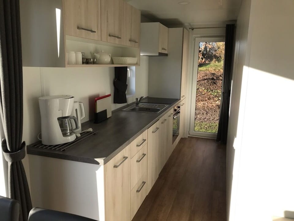 Cabin, 2 Bedrooms, Patio | Private kitchen | Fridge, coffee/tea maker, electric kettle, toaster