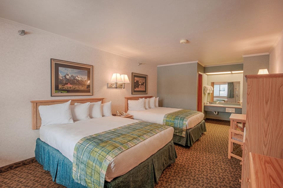 Room, 2 Queen Beds | Iron/ironing board, free WiFi, bed sheets