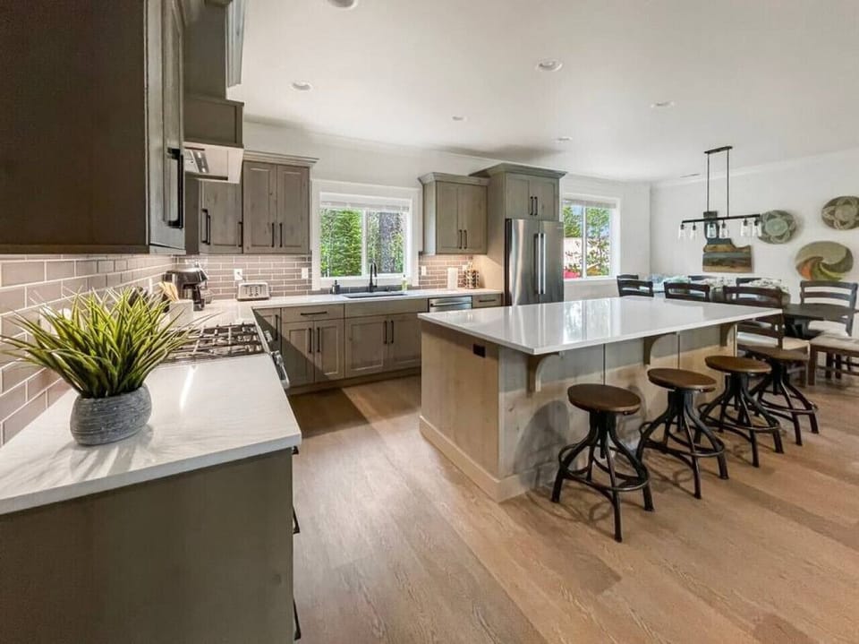 Kitchen (2nd Level)