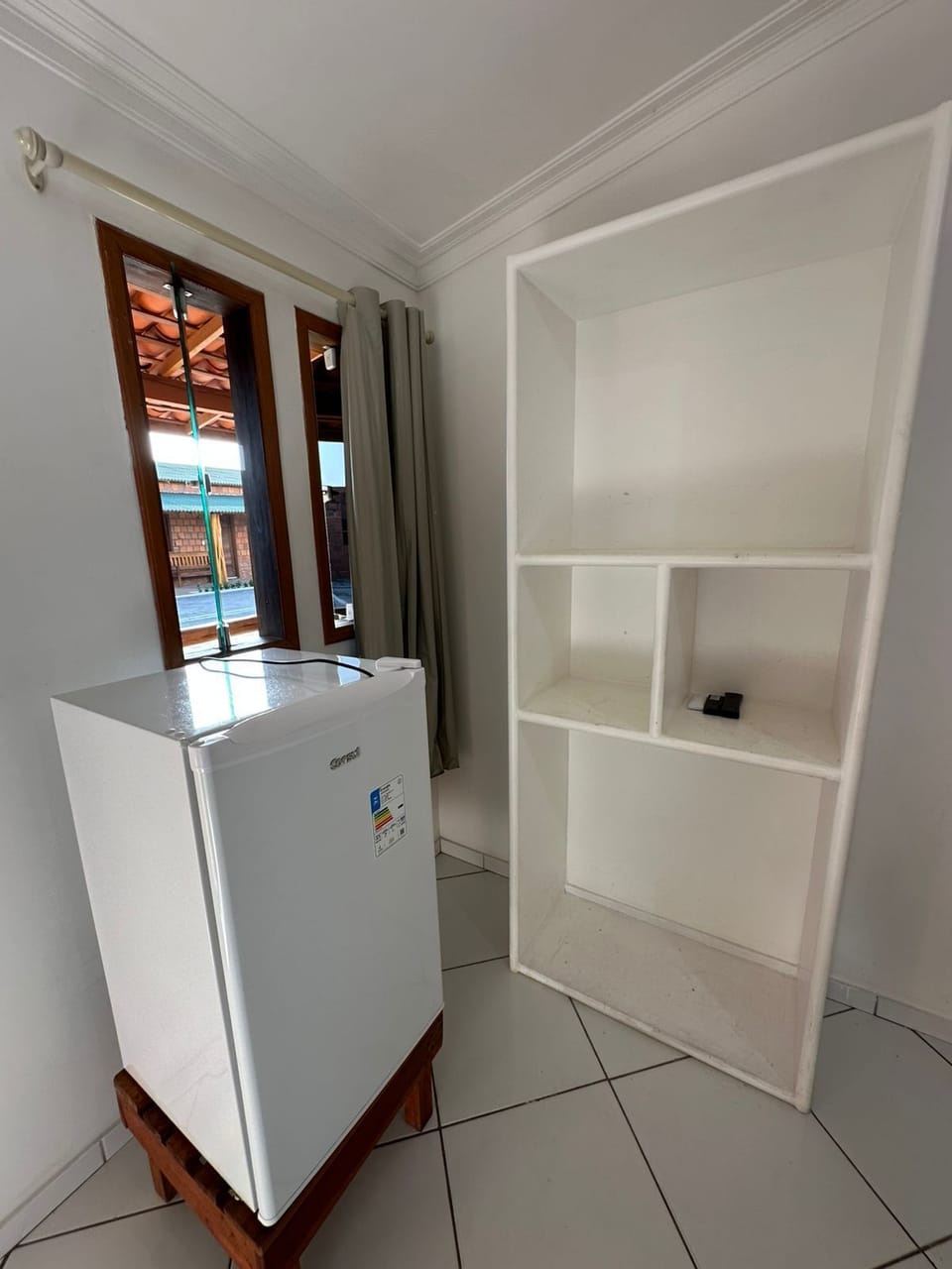 Comfort Triple Room, Garden View | Wardrobe