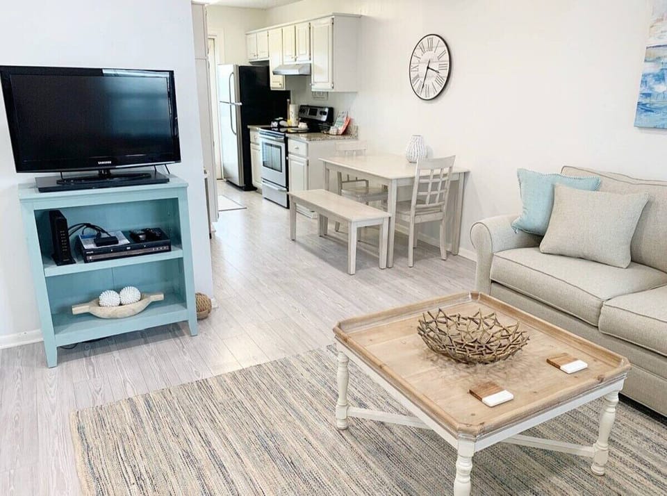 Living Room is open to the Eat In Kitchen 