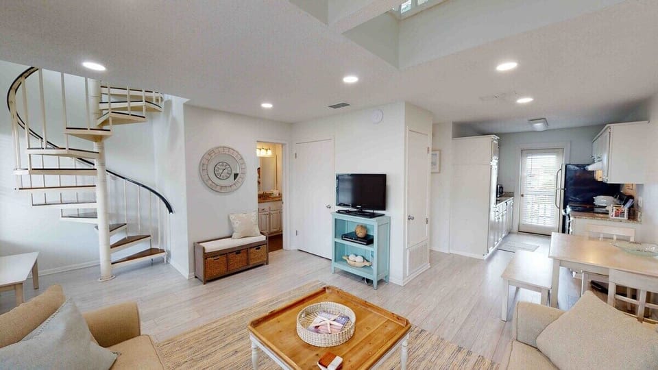 Open concept living room & kitchen so your family can eat and all hangout. Fully stocked kitchen.