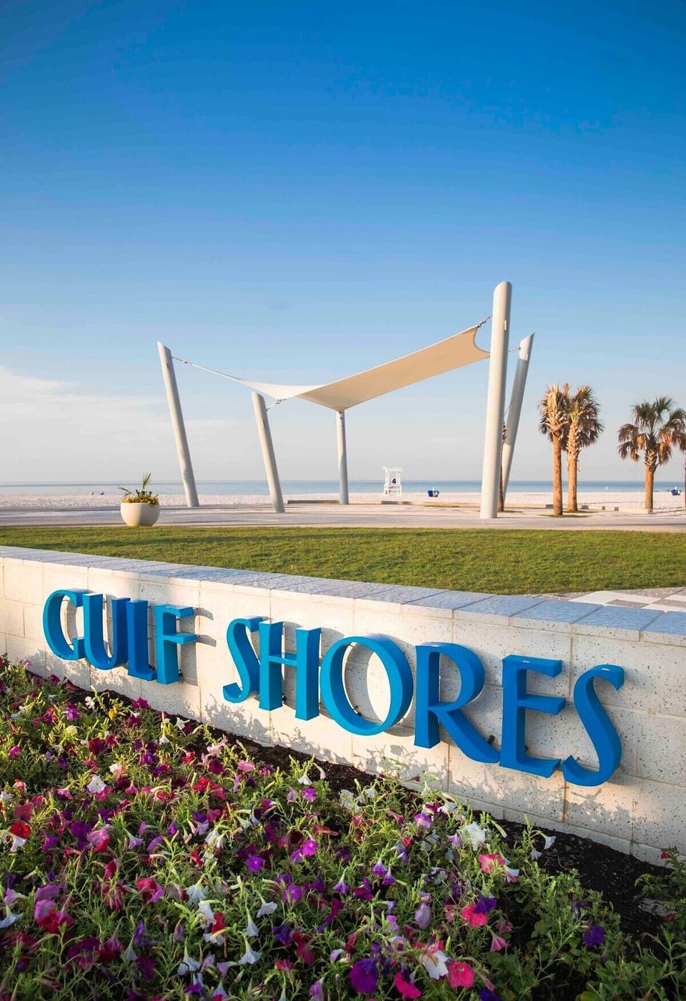 Enjoy a morning walk to the Gulf Shores public beach area it has sideways going down the beach ️ Beautiful Walk 