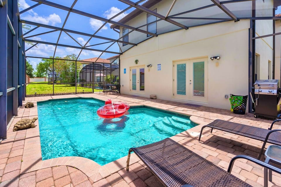 Pool/ Pool view