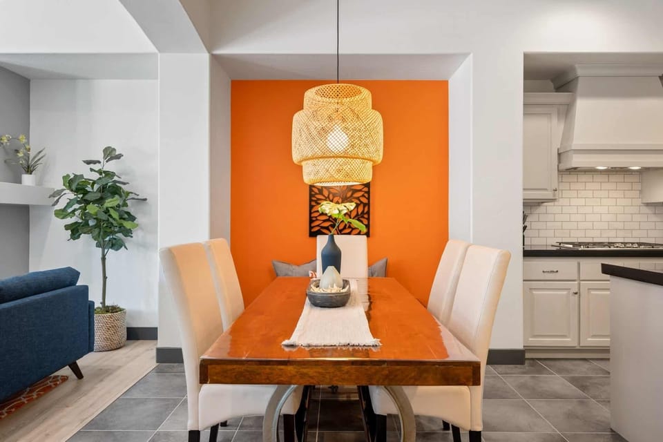 Townhome, 4 Bedrooms | Dining