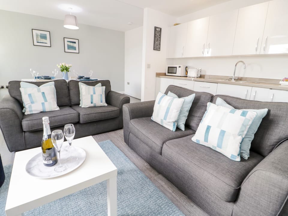 Cottage | Living area