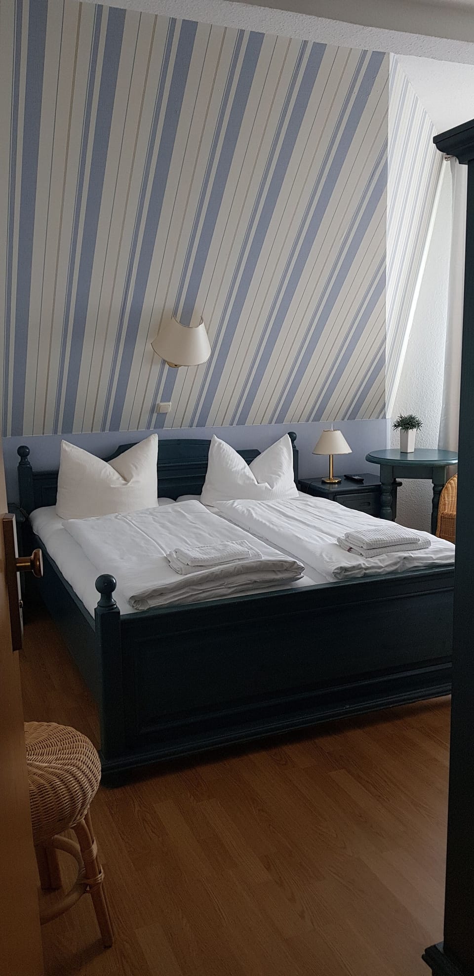 Standard Double Room | WiFi (free), bed sheets