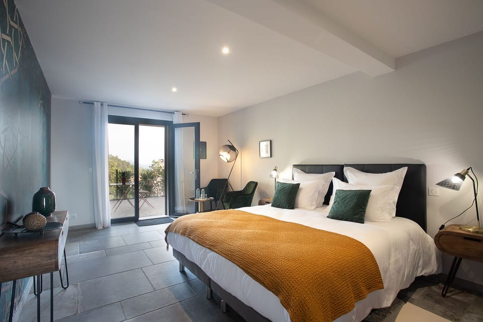Luxury Double or Twin Room, Ensuite, Garden View (L'Argens /Les Maures) | Free WiFi
