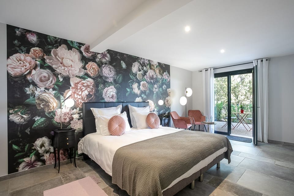 Luxury Double Room, Ensuite, Garden View (L'Esterel) | Free WiFi
