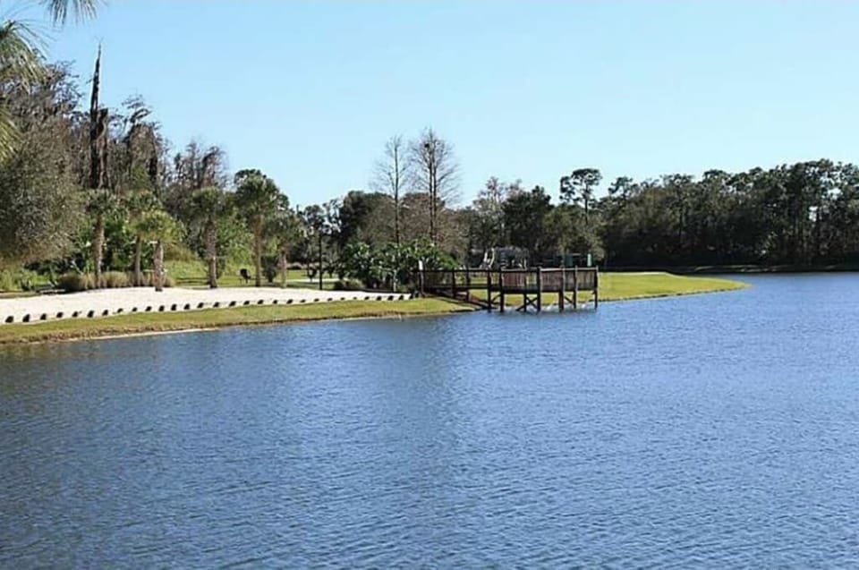 Lake Berkley Resort Lake.JPG
