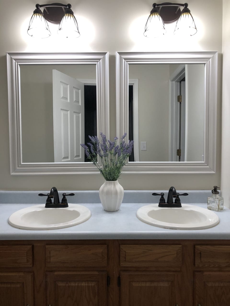Master bathroom 