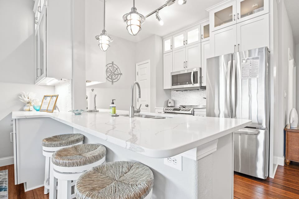 Kitchen & bar seating