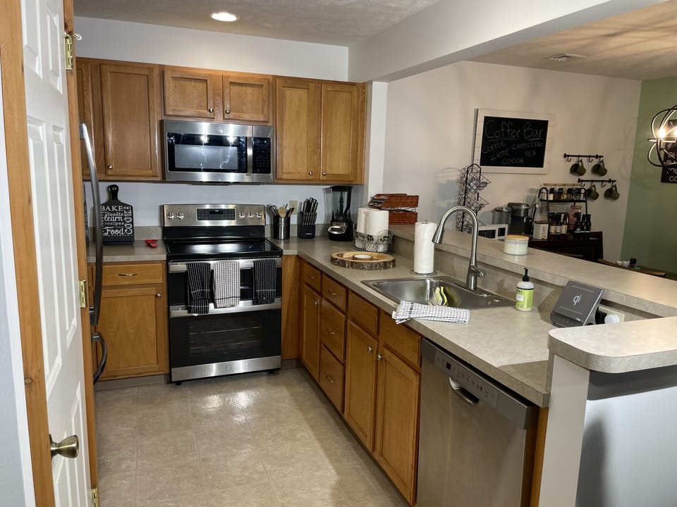 Fully Accessorized Kitchen.Stainless steel appliances and all small appliances. 