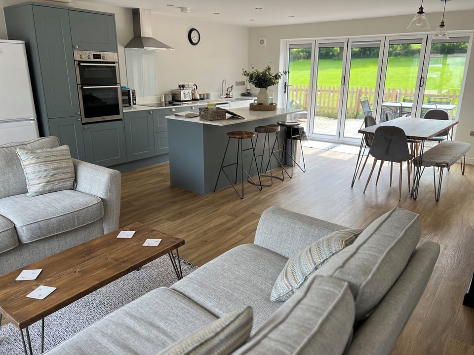 Cottage | Living area