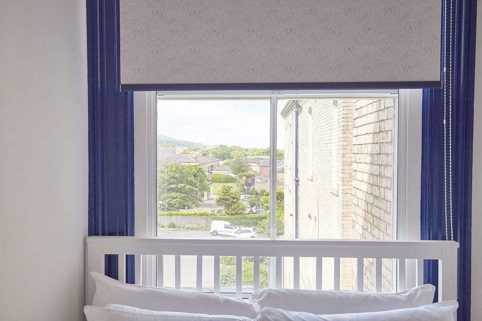 The Zeta, Saltburn-by-the-Sea - Host & Stay