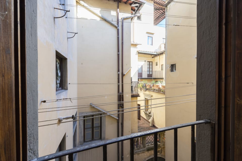 Deluxe Apartment | Private kitchen | Fridge, microwave, stovetop, dishwasher