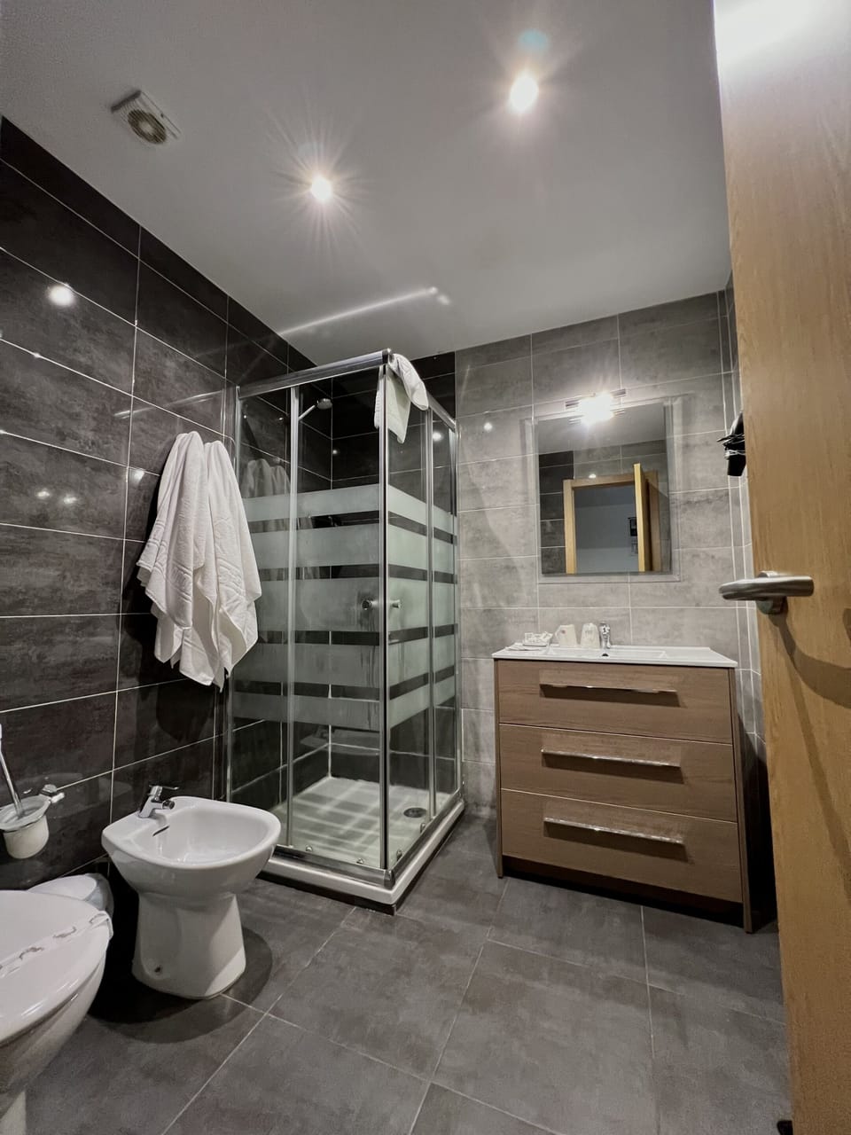 Apartment, Private Bathroom, Ocean View | Bathroom