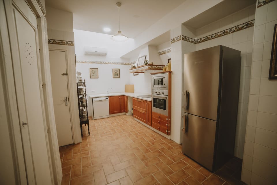 Shared fridge, microwave