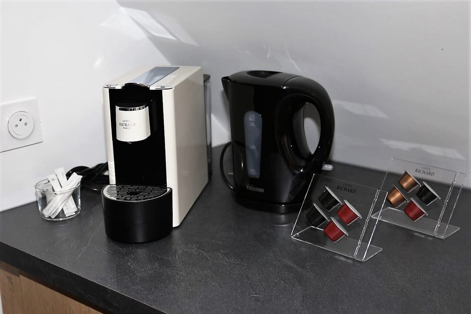 Comfort Apartment, 1 Bedroom | Iron/ironing board, free WiFi, bed sheets